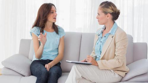 维生素|职场上爱笑的人，都是“傻白甜”？那是你不知道微笑的魔力！