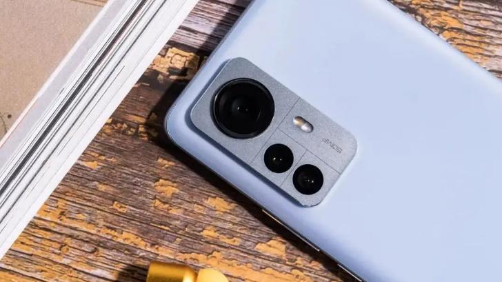 小米科技|小米12Pro直降600元，4nm芯+120W快充，雷军真的诚意