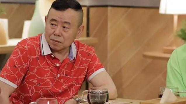 潘长江|潘长江：日常出行开宾利，买菜开保时捷，拍戏开道奇公羊掀背皮卡