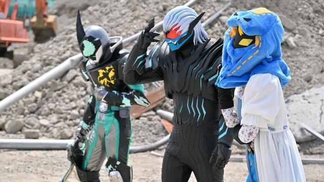 |假面骑士revice剧场版新官方剧照基本确定门田变身新的蓝色骑士