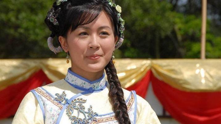 李绮红|那些惊艳过时光的娃娃脸女神，在可爱面前，性感也微不足道