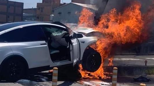 林志颖|林志颖车祸仍未过危险期，面骨碎裂恐毁不老童颜，失当操作酿大祸