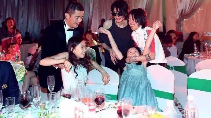 汪小菲|汪小菲婚内出轨被实锤：看了他的渣，才明白李亚鹏的好