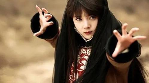 人物设定|五官乱飞就别硬演“美强惨”人设，5位演员告诉你啥叫疯批美人