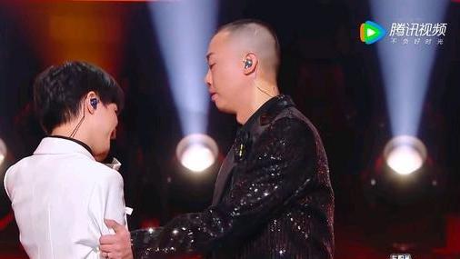 周深|《天赐的声音3》第三期封神，周深GAI获得首轮荣耀金曲实至名归