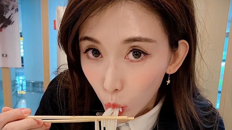 林志玲|盘点10位明星“隐疾”，天生没子宫，对手机过敏，不能接吻