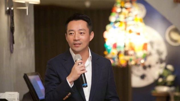 汪小菲|大S晒图秀恩爱之后，汪小菲改名更微博，却被网友吐槽小心眼