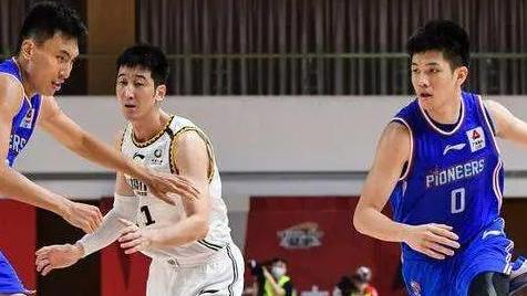 李弘权|天津新星想要留队，姜伟泽50投45中，李弘权获参赛权