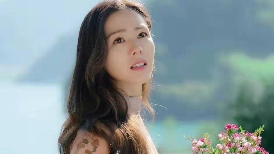 玄彬|玄彬孙艺珍结婚照好甜！两人曾携手爱的迫降，网友：我cp结婚啦！