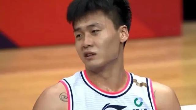 热身赛|CCTV5直播，广东PK山东旗鼓相当，赵睿满血复活，丁彦雨航再挑大梁