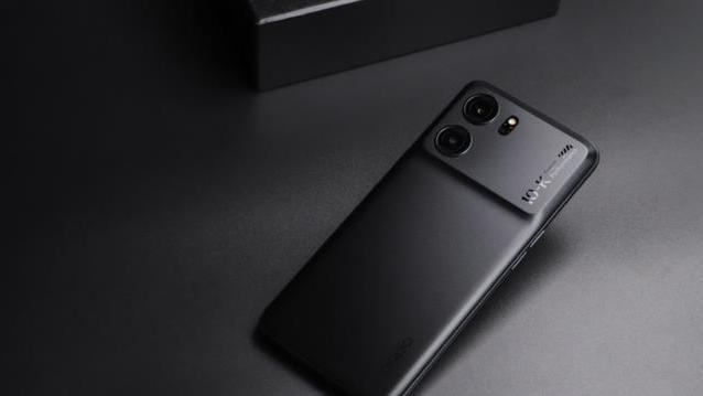 OPPO|OPPO拿出真材实料，骁龙888+5000mAh+80W，一点不贵