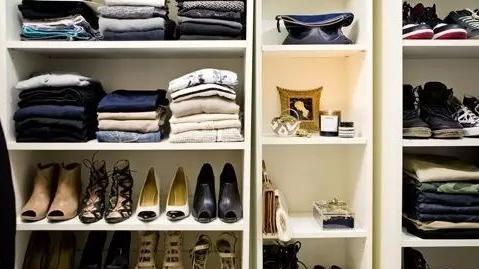 家里鞋子别这样放，有钱人一看就懂，预示会走霉运