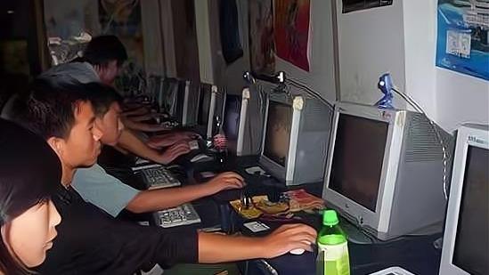 芙蓉姐姐|盘点：2000年的初代网红，芙蓉姐姐、凤姐、犀利哥，现状如何？