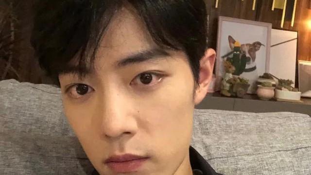 刘亦菲|6位仪态差的明星：有的脖子前倾，有的驼背，有的仪态不如配角