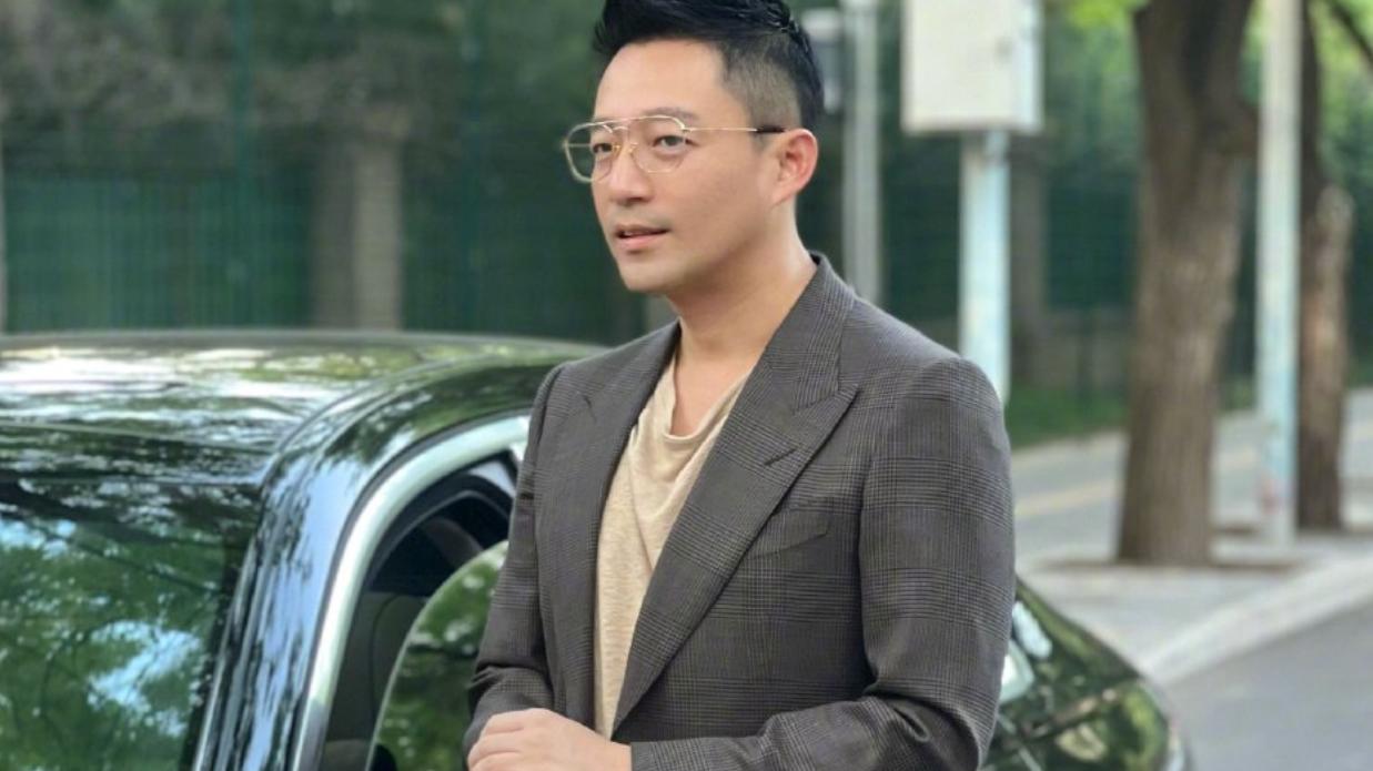 汪小菲|年过四十岁，汪小菲自导自演的“连续剧”，会以他的道歉结束吗？