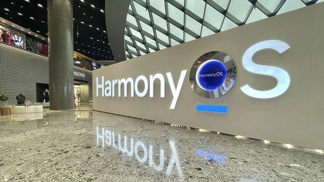 华为鸿蒙系统|生死线不是伪命题！虽然有3亿用户，但是HarmonyOS3.0依然很危险