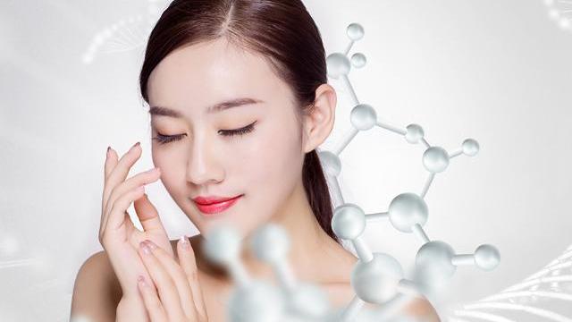 爽肤水 爽肤水or精华水如何选择？看这一篇就够啦！