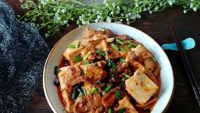 豌豆|豆腐的这个做法，不用煎，不用炸，吃着嫩还香，特别下饭