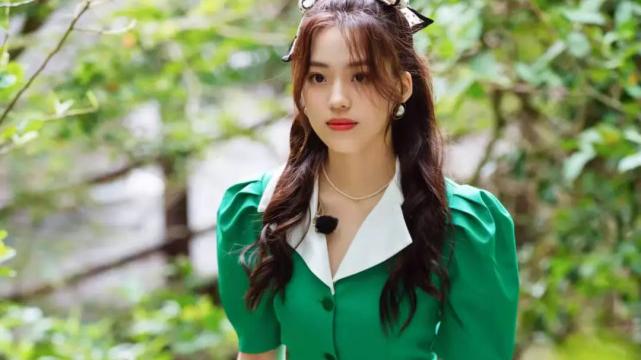 没谈过恋爱的我|《没谈过恋爱的我》女嘉宾有争议，何雨欣不讨喜，曹烨退赛无人爱