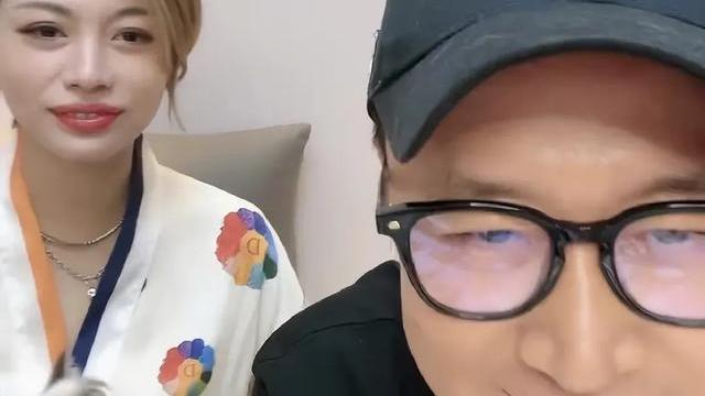 汪峰|汪峰前妻葛荟婕，找了个像汪峰的新男友，是忘不掉还是故意恶心？