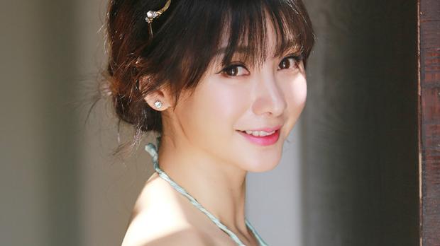 柳岩|近日，柳岩对媒体大谈有关大鹏的关系定位。