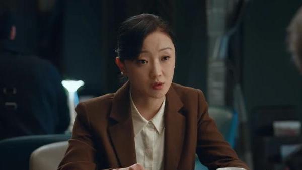 靳东|靳东两部新剧问世，网友想到了明楼，还有少阁主