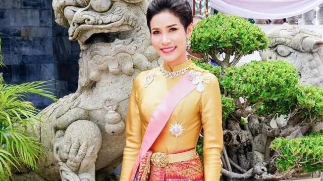 诗妮娜|诗妮娜半年未露面，被再次打入冷宫？专家爆料：玛哈将她弃在德国