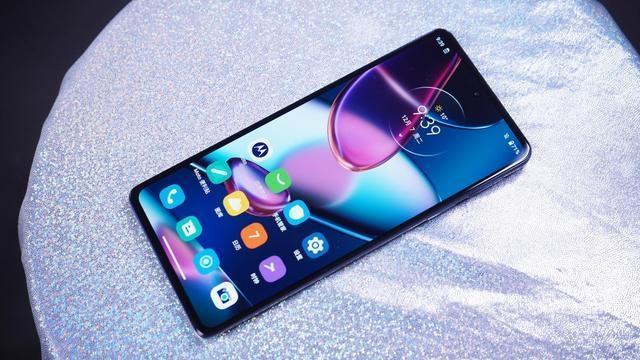 小米科技|3500元预算，这4款手机基本“闭眼买”，流畅不卡用三年