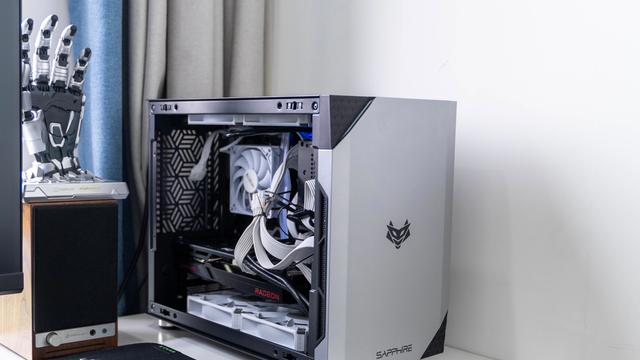 AMD|3A战未来？当ITX遇上AMD全家桶，体验如何