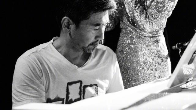 沙宝亮|48岁沙宝亮官宣与小16岁女星新恋情，女方离异带俩娃，是黄渤同学