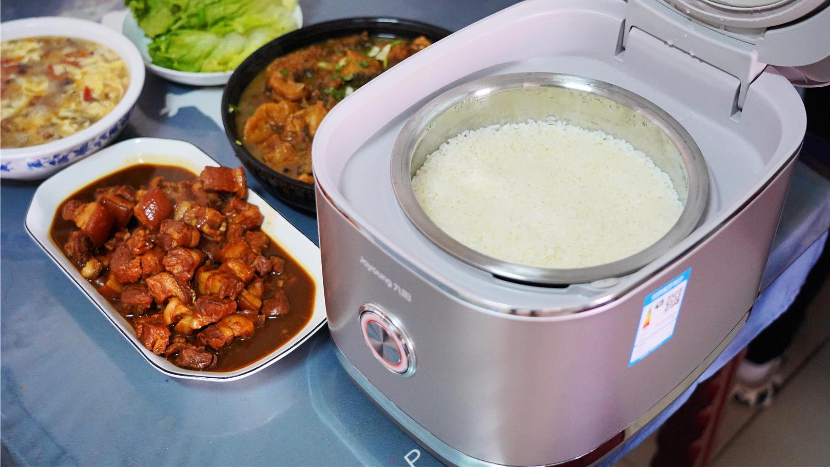 米饭|九阳黑科技电饭煲上市，0涂层，不粘锅，让你爱不释手。