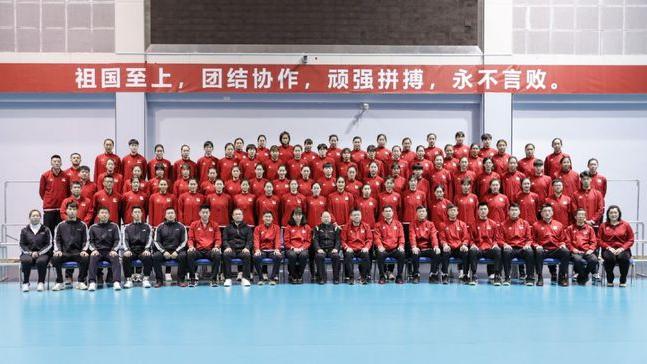 教练|中国女排教练组框架出炉！张常宁哥哥辅佐蔡斌，郎平留下宝贵财富