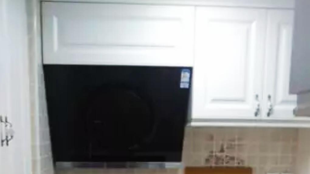 花350万在北京买65平蜗居，装修太简陋，被老家邻居嘲笑，心好累