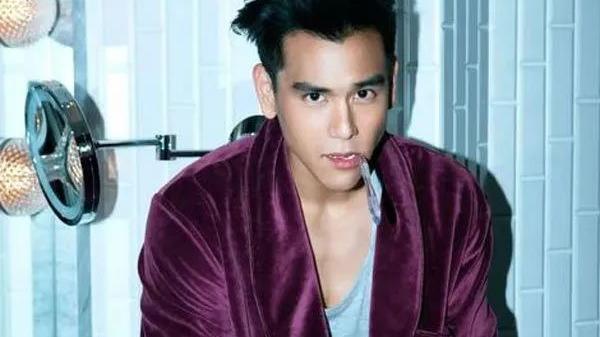 |好油腻！荷尔蒙男神变乞丐了？