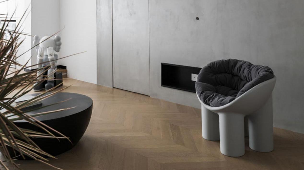 享受超大休闲阳台，还有日式餐厨区，在118平方米空间中尽情享受