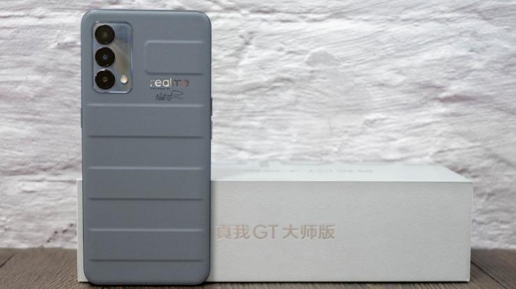 曲面屏|从3199降到2499，曲面屏+12G+256G，优质旗舰开始清仓