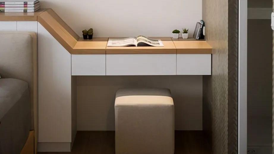 邻居这么做床头柜太赞了，延伸1米做一体式，让人眼前一亮超实用！