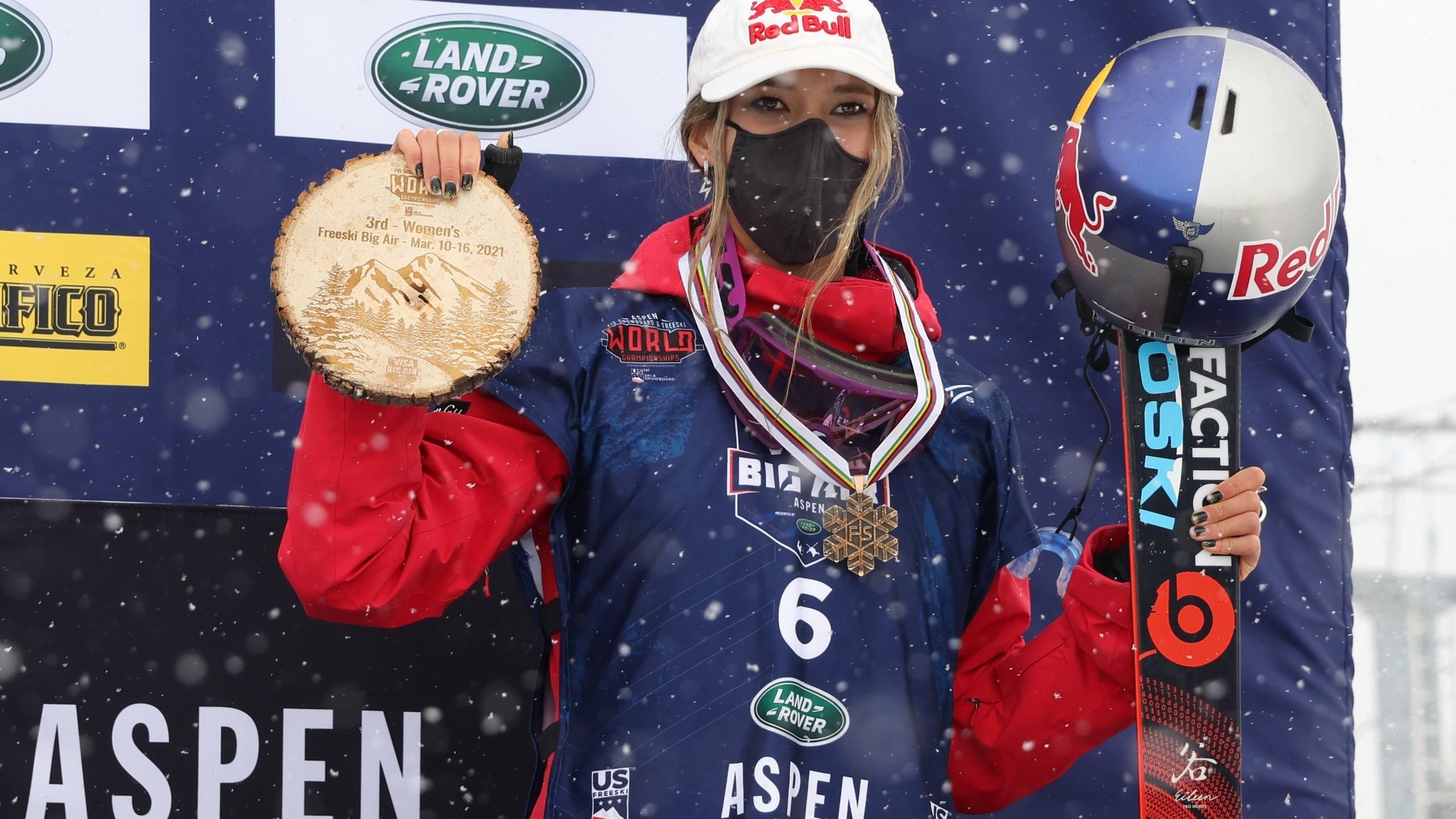 谷爱凌|谷爱凌被问：和父亲还有联系吗？她下意识的反应，让人不禁落泪！