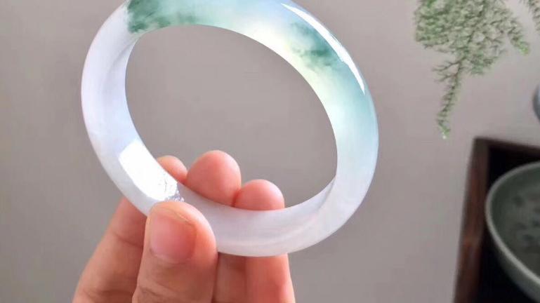 翡翠|新人买翡翠，为何买不到好货？或许是忽略了这两大问题