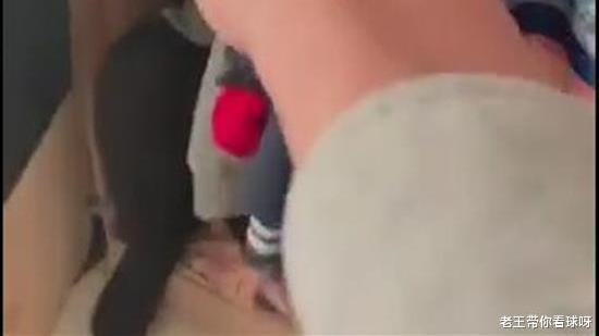 \躲衣柜修水龙头\事件男主人：妻子确与对方发生关系，不信她是自愿