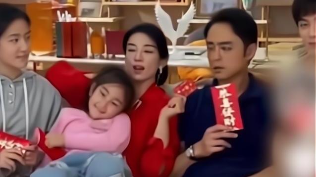 女孩|明道斥责小女孩事件后续，孩子妈妈删除视频并道歉，网友并不买账