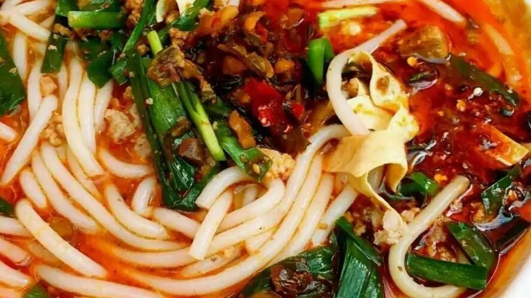 大理米线，飘香美味，天天吃不够。
