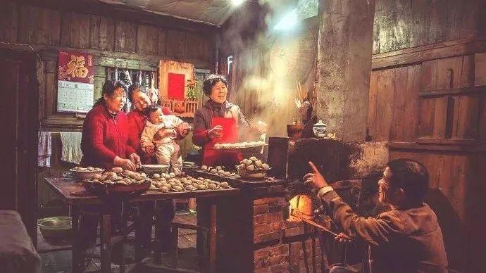 凉拌|二十年前的春节才叫过年，现在充其量只能算放假