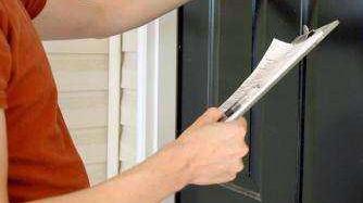 多地出现“擦油烟机”女子，网友说很恐怖，她们真实目的是什么？