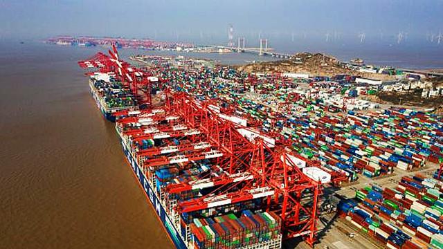 上海市|上海为什么选择在浙江省的小岛上建港口，而不是在上海市范围建？