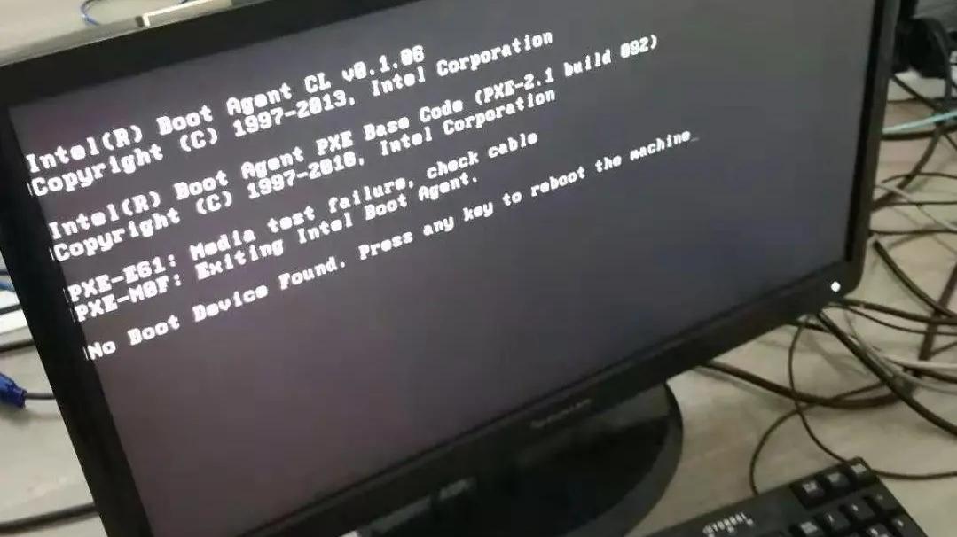 硬盘|ERP服务器无法启动，SAS硬盘无法挂载到普通电脑，如何快速修复？