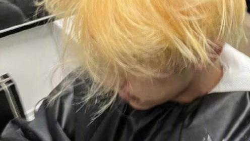 易烊千玺|易烊千玺上传50张图片，记录生活烟火气满满，这是专属鸟姐的网站