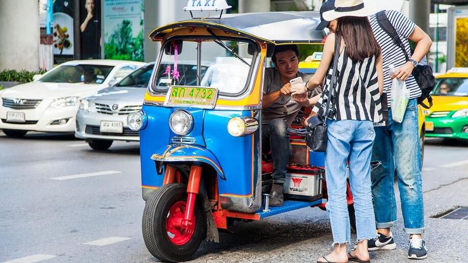 |越南美女最赚钱的行业，最后一个游客体验完后不想走，还不收小费