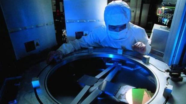 芯片|超100亿颗！华为芯作出了选择，外媒：时过境迁了