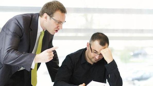 社交|容易被领导讨厌的员工，身上都有这3种特征，聪明人早知道早改变